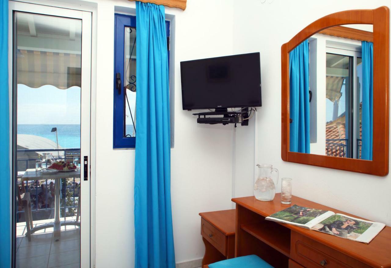Theocharis Bros - Studios Apartments Áyios Nikítas Exterior foto